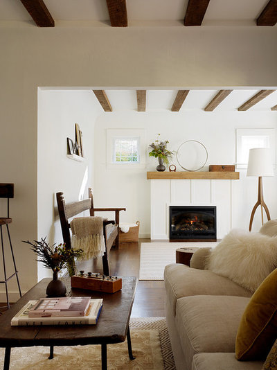 Rustic Living Room by Jute Interior Design
