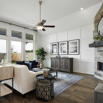 San Antonio, Texas | Gruenefield - Classic Tulane Living Room