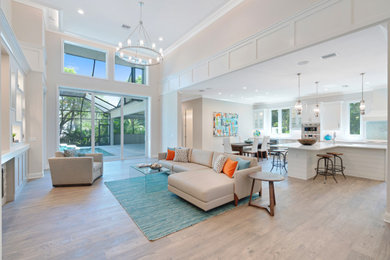 This is an example of a contemporary living room in Tampa.