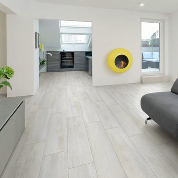 Sav Wood Bianco Glazed Porcelain