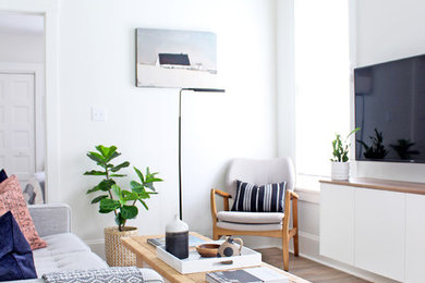 Inspiration for a scandinavian living room remodel in Toronto