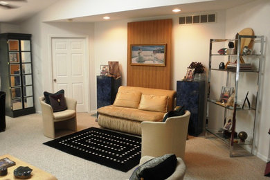 Example of a trendy living room design in Grand Rapids