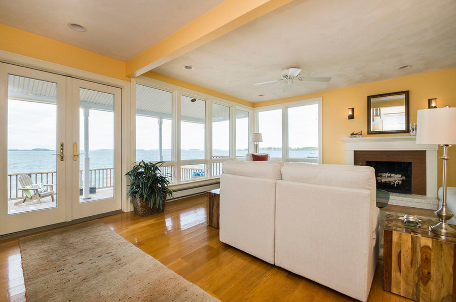 Sea Side Vacant with views of the Boston Skyline!