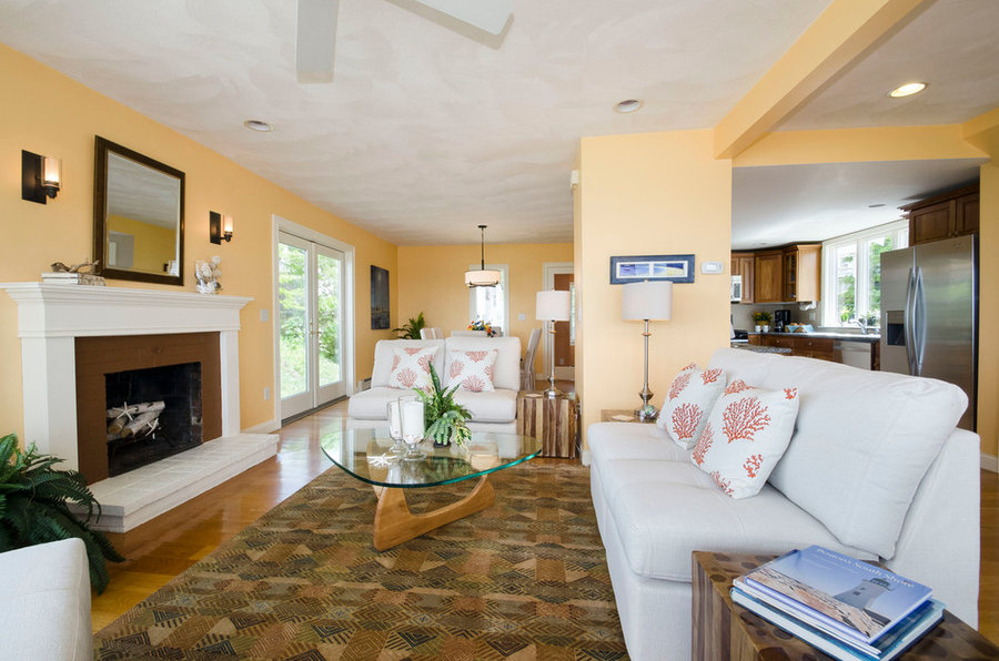 Sea Side Vacant with views of the Boston Skyline!