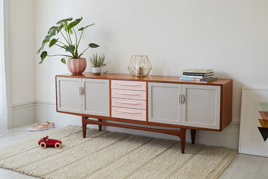 Self. Maxi Sideboard