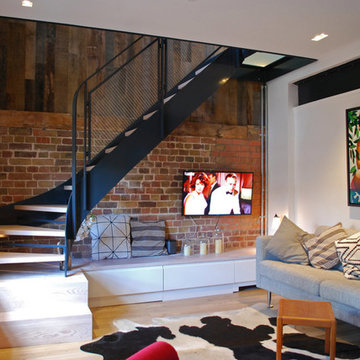 Shad Thames - living room