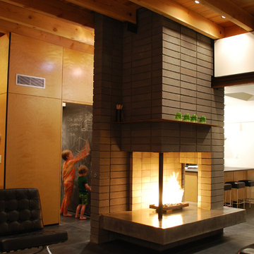 Silvertree Residence