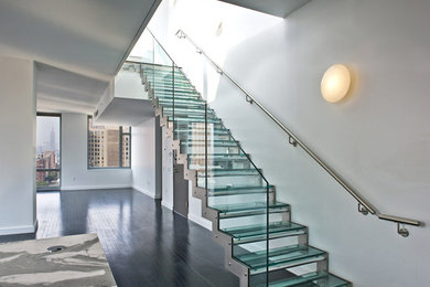 Mittelgroße Moderne Treppe in New York