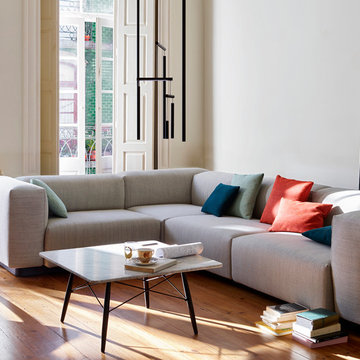 Soft Modular Sofa by Jasper Morrison