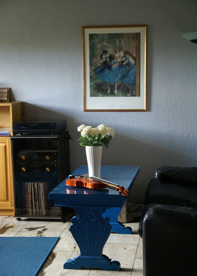 Contemporary Living Room by Hjem Med Stil