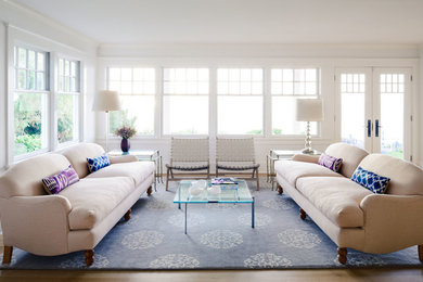 Classic open plan living room in New York.