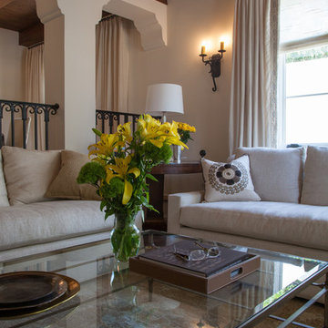 Spanish White Mediterranean Living room