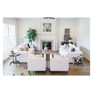 Staged homes - Modern - Living Room - Boise - by Lyn's Design Style | Houzz