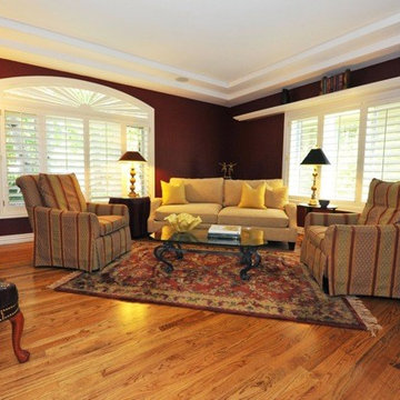 Staging Occupied Home using Client's Furnishings