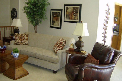 Elegant living room photo in Milwaukee