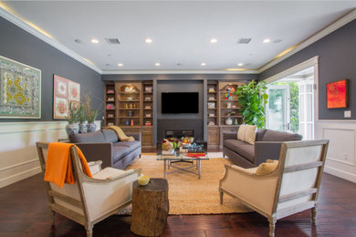 Transitional living room photo in Los Angeles