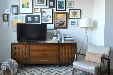 Inspiration for a 1950s carpeted living room remodel in Boston