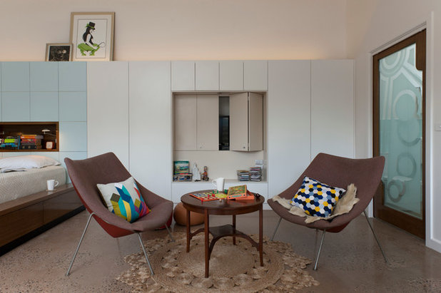 Contemporary Living Room by Rettke Builders
