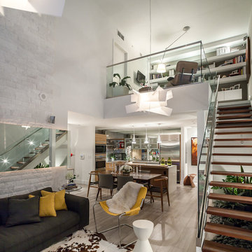 StyleHaus - Paramount Bay - Stylish Two Story Loft by Design District