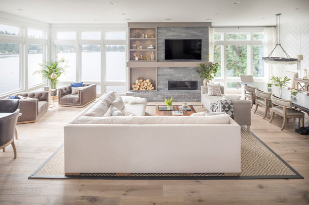 Transitional Living Room by Jenny Baines, Jennifer Baines Interiors