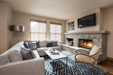 Example of a transitional living room design in Boise