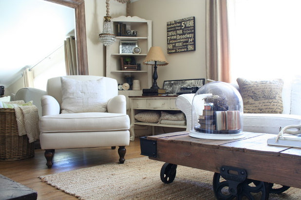 Shabby-chic Style Living Room by Jennifer Grey Color Specialist & Interior Design