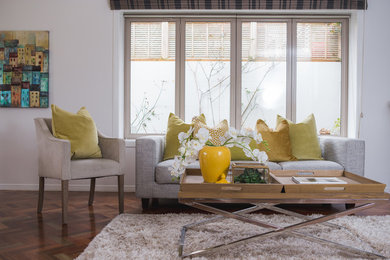 Sunny Staging with timeless elements
