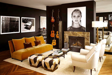 サンフランシスコにあるお手頃価格の広いコンテンポラリースタイルのおしゃれなリビング (黒い壁、テレビなし) の写真