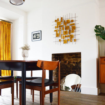 De Frene Road 2 - Family Living Space