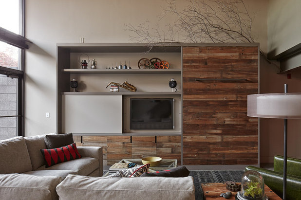 Industrial Living Room by lisa schmitz interior design