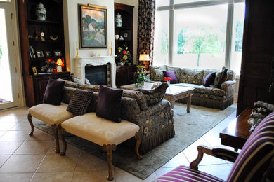The Regal Sitting Room