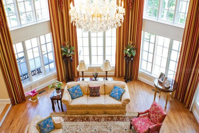 Inspiration for a large timeless living room remodel in DC Metro