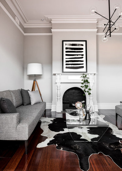 Living Room by Dalecki Design