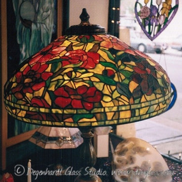 Tiffany Reproduction 22" Peony Lamp