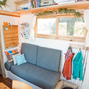 Tiny House Sofa