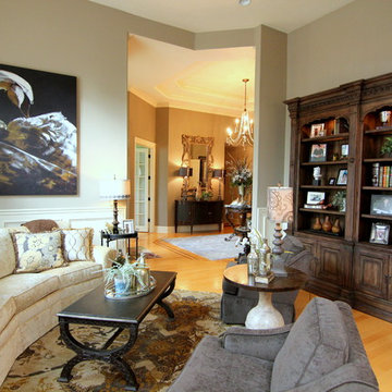 Traditional Elegant Glamour Living Room