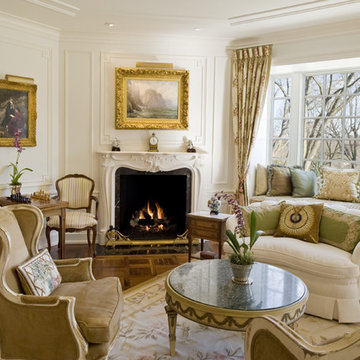 Traditional Living Room