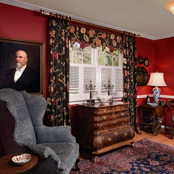 Traditional Living Room