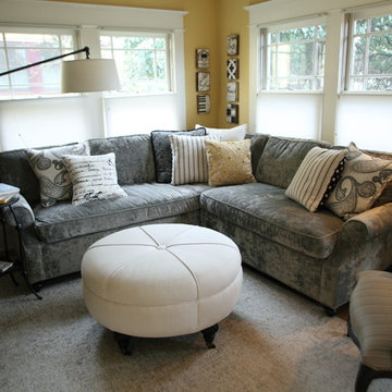 Traditional Living Room