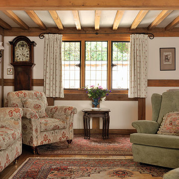 Traditional oak frame living room