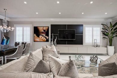 Small minimalist living room photo in Miami