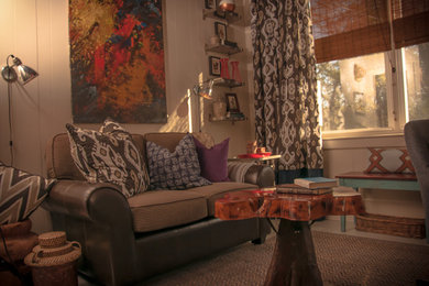 Example of an eclectic living room design in Atlanta