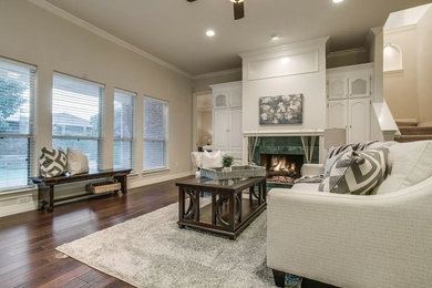 Transitional living room photo in Dallas