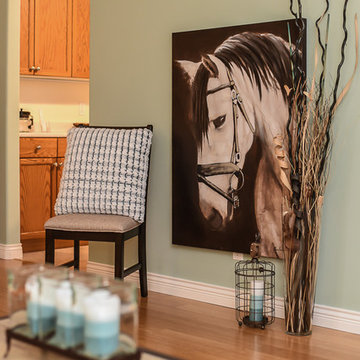 Vacant Home Staging - In a Hot Market  - Living Room