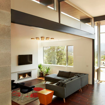 Valdez Residence