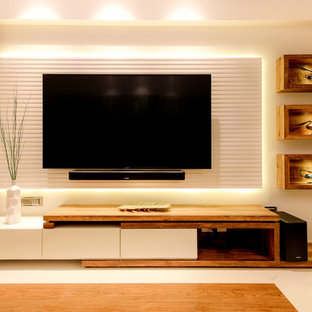 Design ideas for a world-inspired living room in Mumbai.