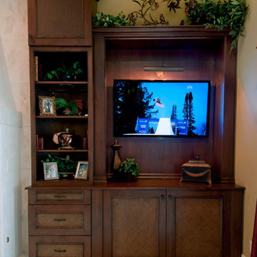 Wall Cabinet