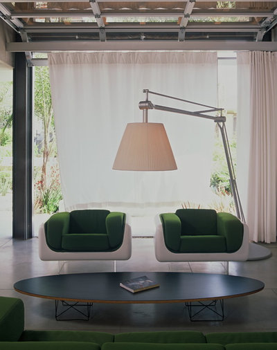 Modern Living Room by Ehrlich Yanai Rhee Chaney Architects