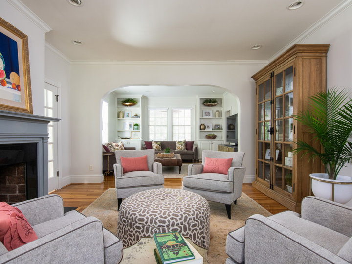 Enclosed - Transitional Living Room