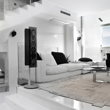 White Living and relax space
